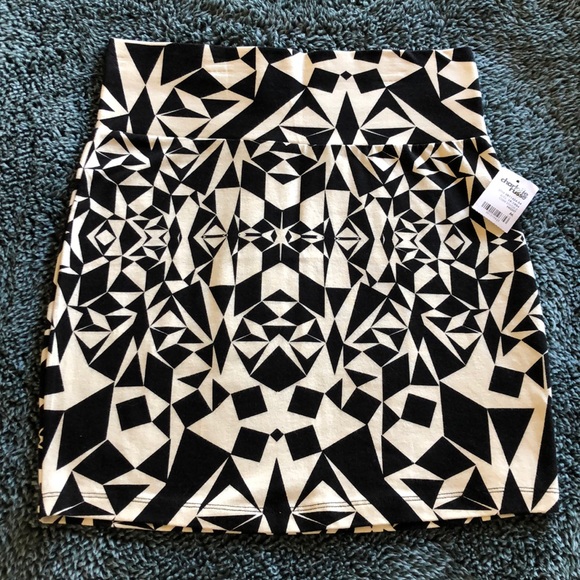 Charlotte Russe Dresses & Skirts - NWT Charlotte Russe Mini Skirt